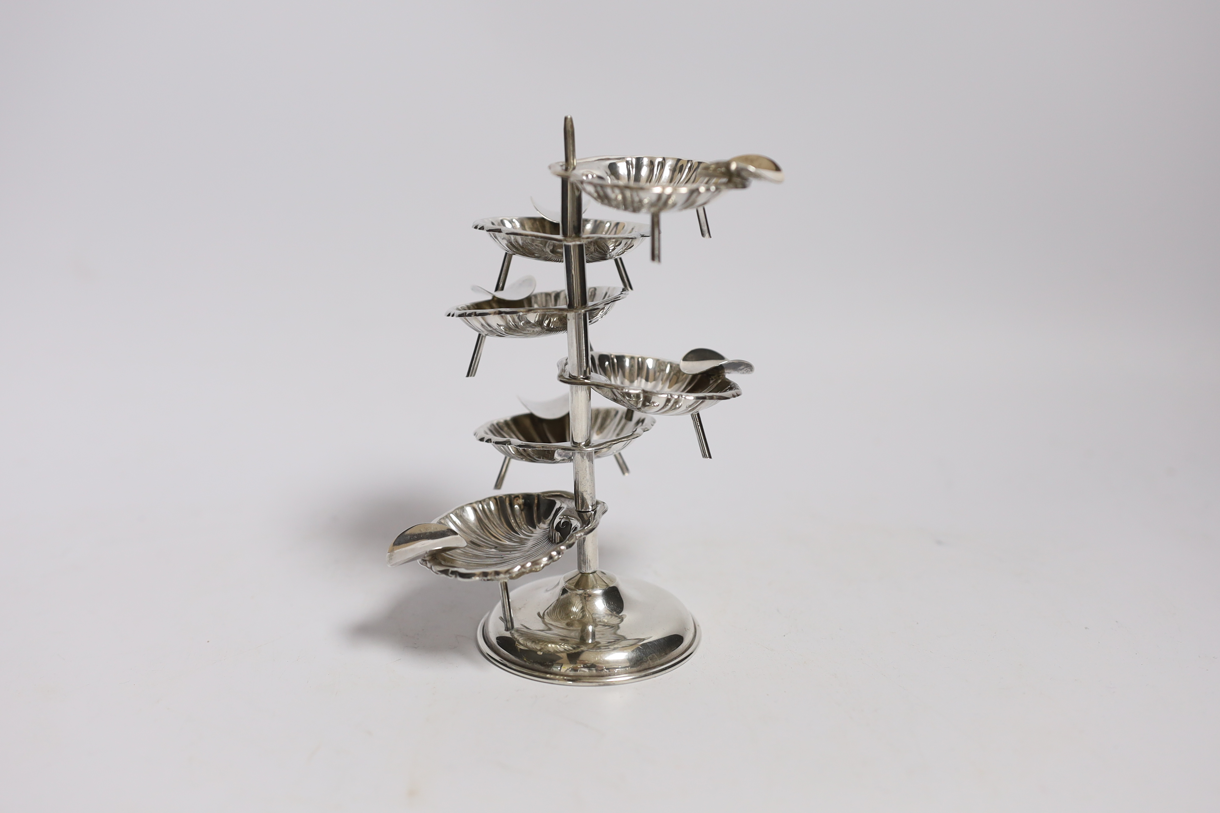 A Mexican 925 sterling ashtray stand, with six detachable shell shaped 925 sterling ashtrays, - Image 2 of 3