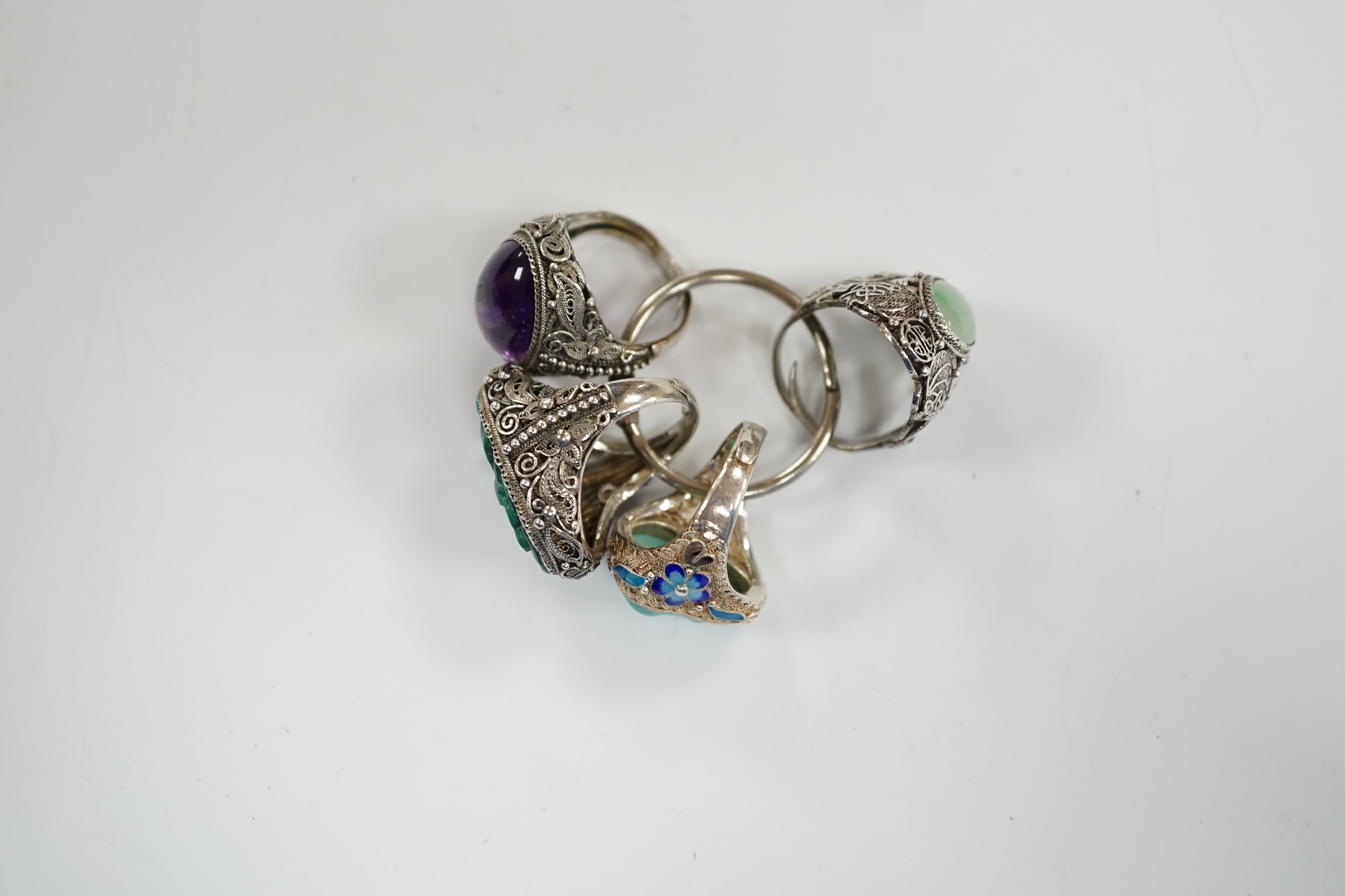 Four assorted Chinese white metal filigree and gem set rings, including turquoise and amethyst. - Image 4 of 4