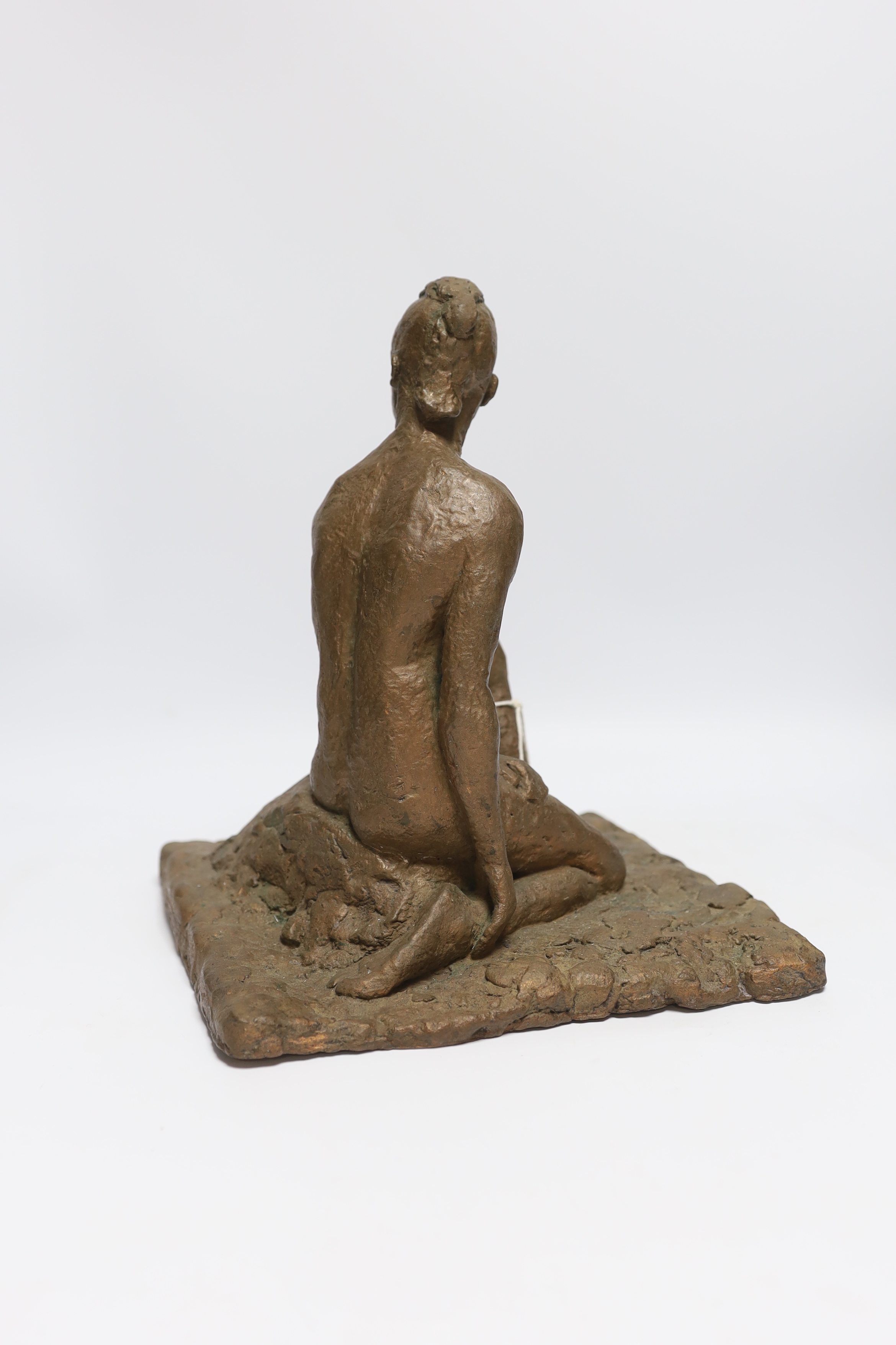 An abstract bronzed resin sculpture of a kneeling man, 30cm - Image 3 of 4