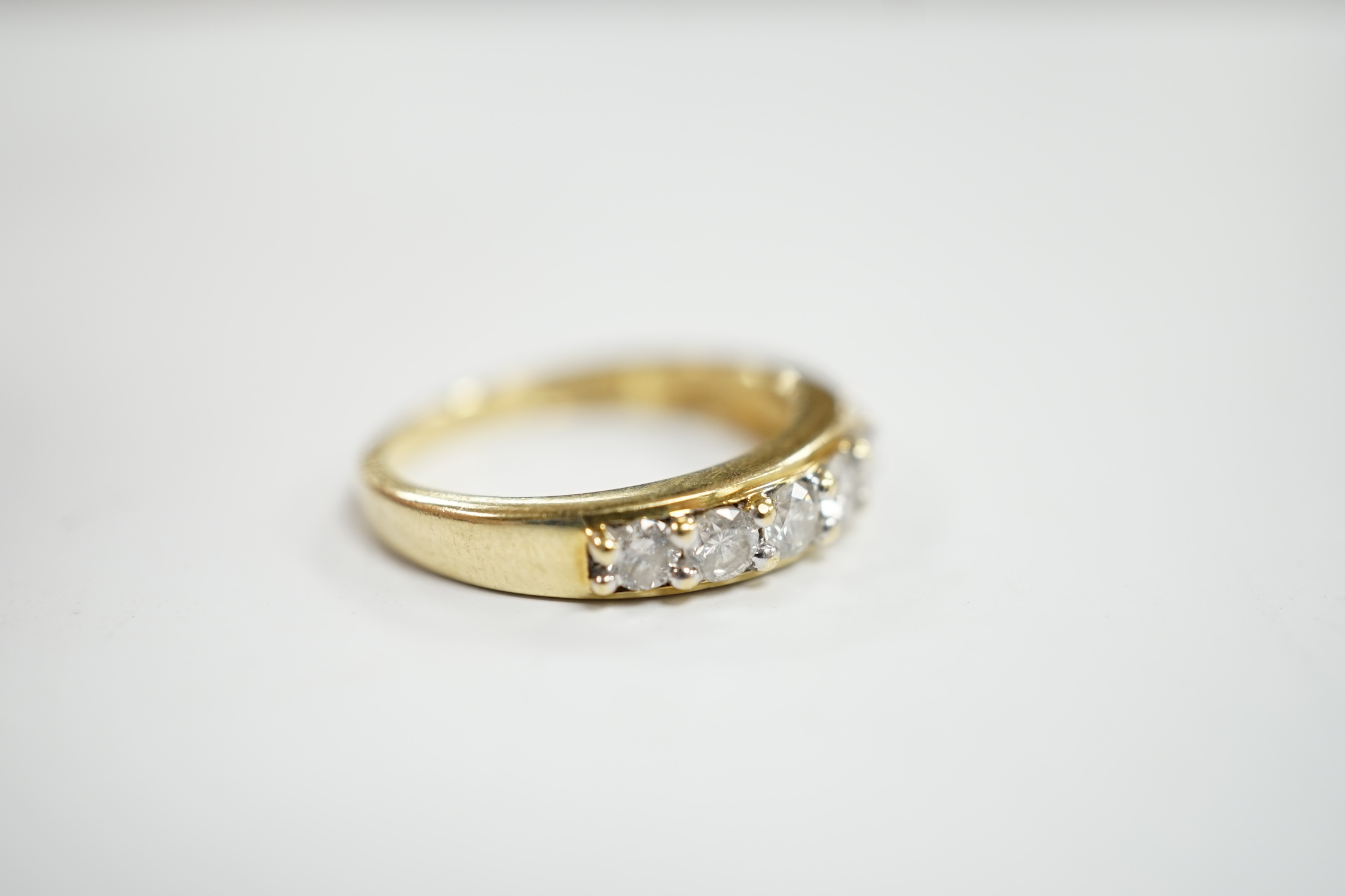 A modern 18ct gold and seven stone diamond set half hoop ring, size N, gross weight 4 grams. - Image 2 of 4