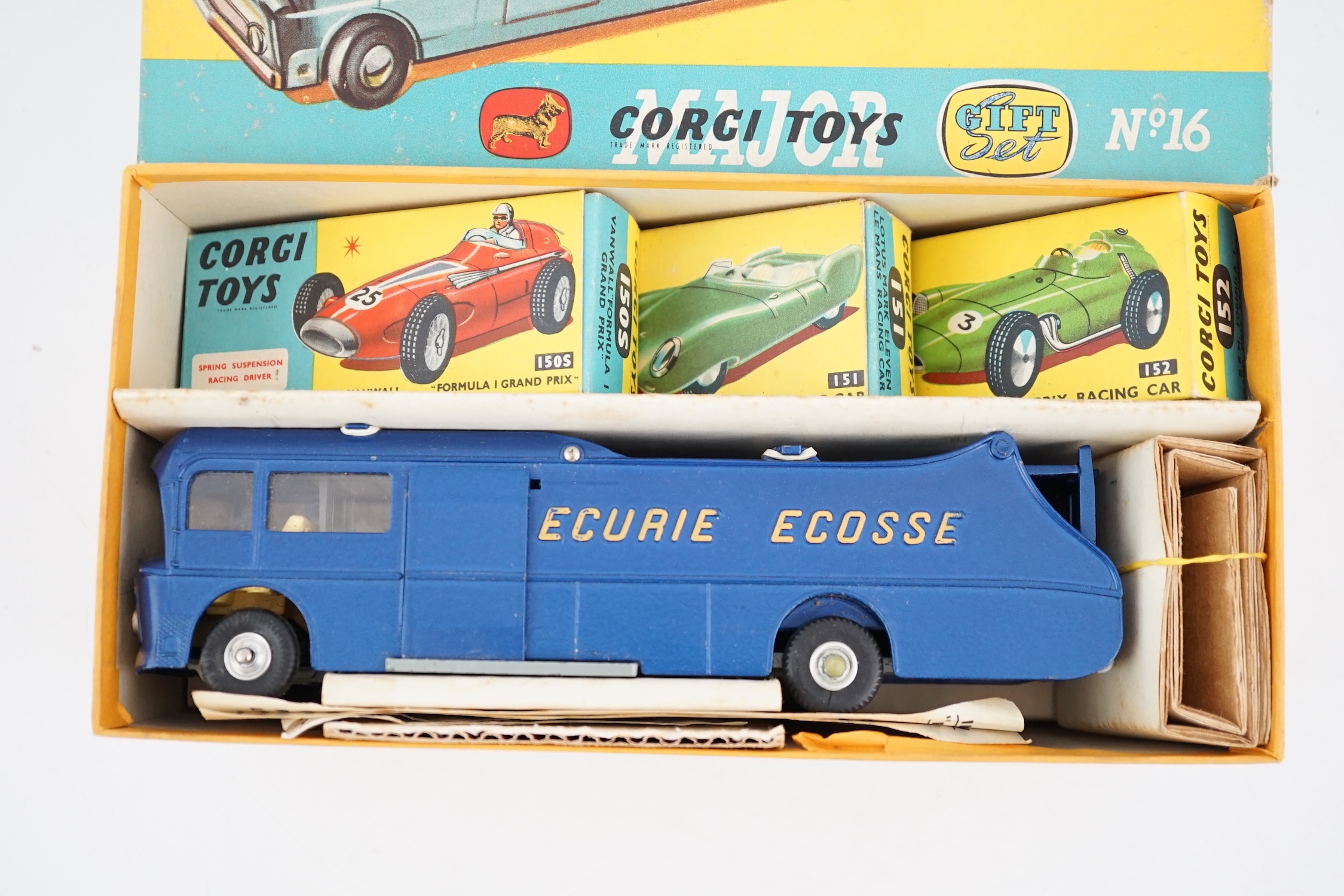 A boxed Corgi Major Toys Ecurie Ecosse Racing Car Transporter and three racing cars, Gift Set No.16; - Bild 2 aus 2