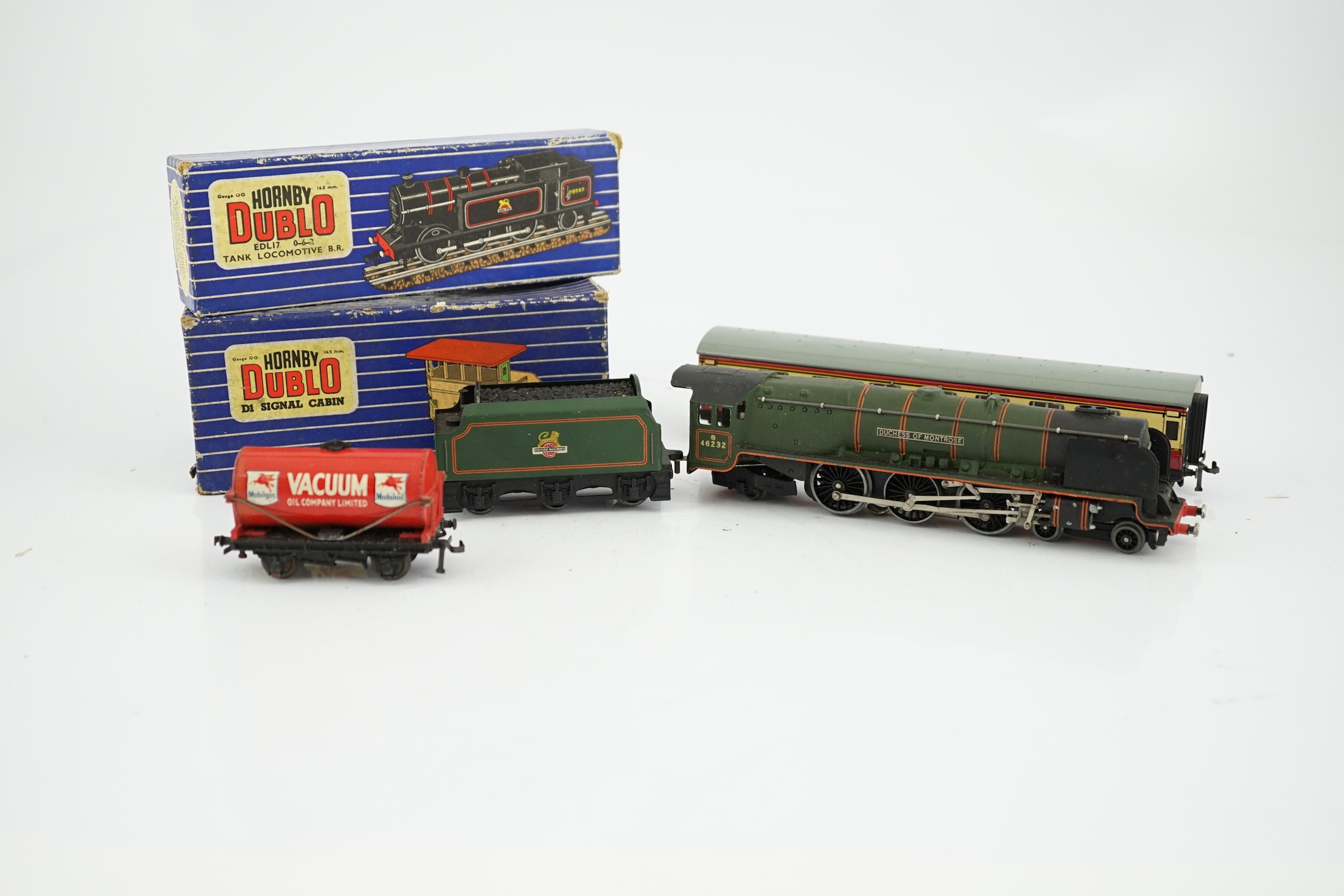 A collection of Hornby Dublo for 3-rail running, including two BR locomotives; a Duchess of Montrose - Image 7 of 10
