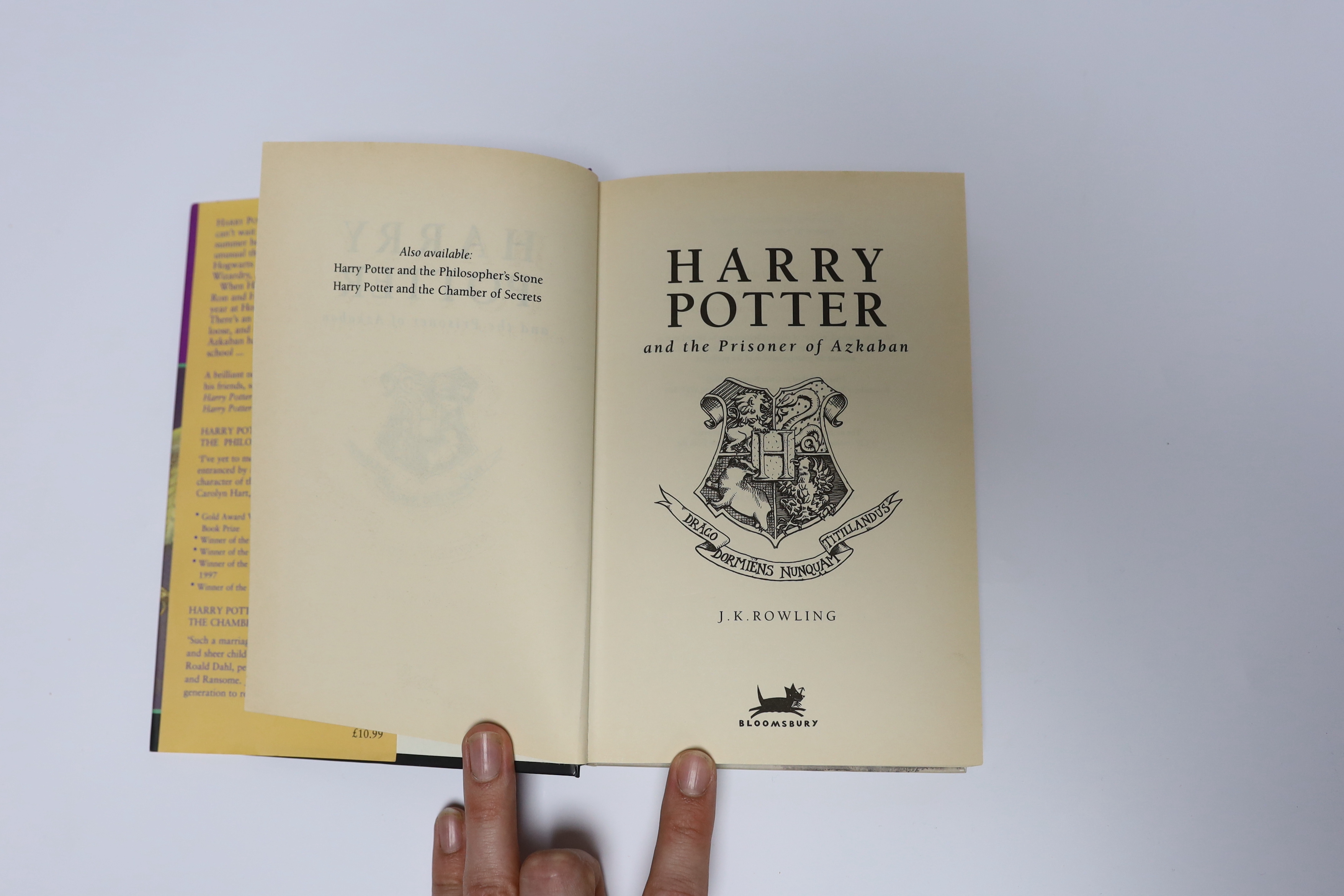 ° ° Rowling, J.K - Harry Potter and the Prisoner of Azkaban. First Edition (early reprint). armorial - Bild 2 aus 3