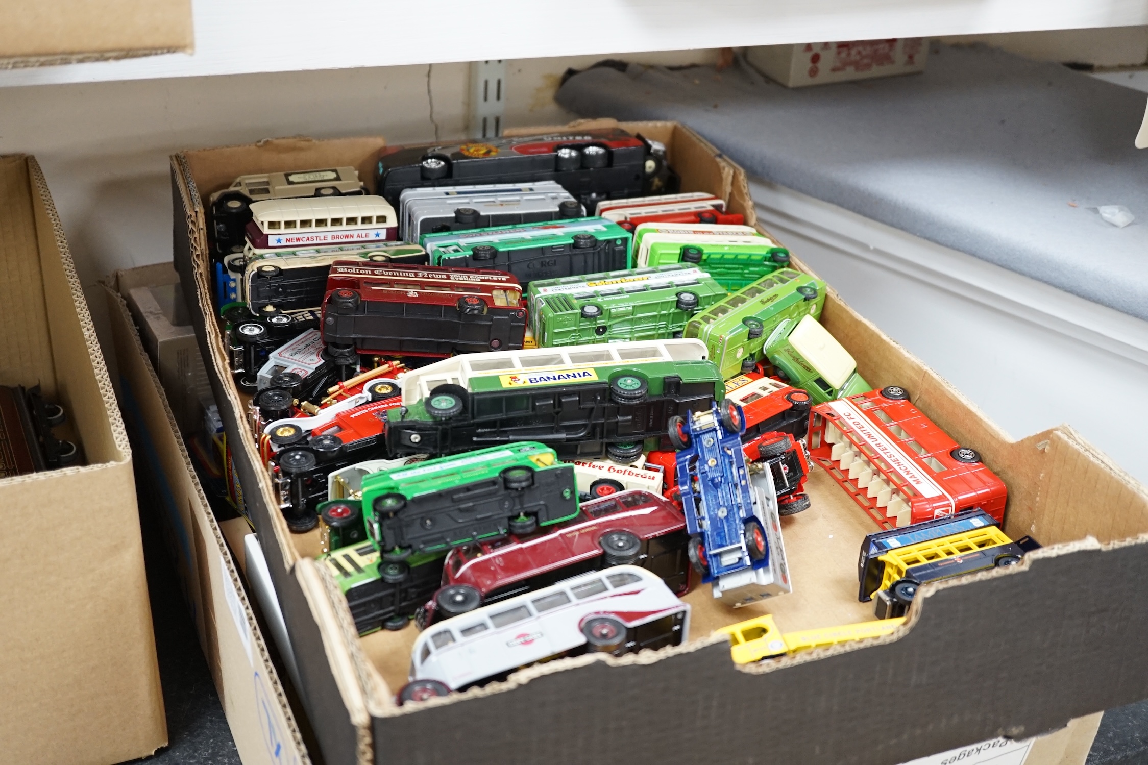 Thirty-six boxed diecast vehicles by Vanguard, Atlas Dinky, Revell, etc. including; cars, commercial - Image 11 of 12