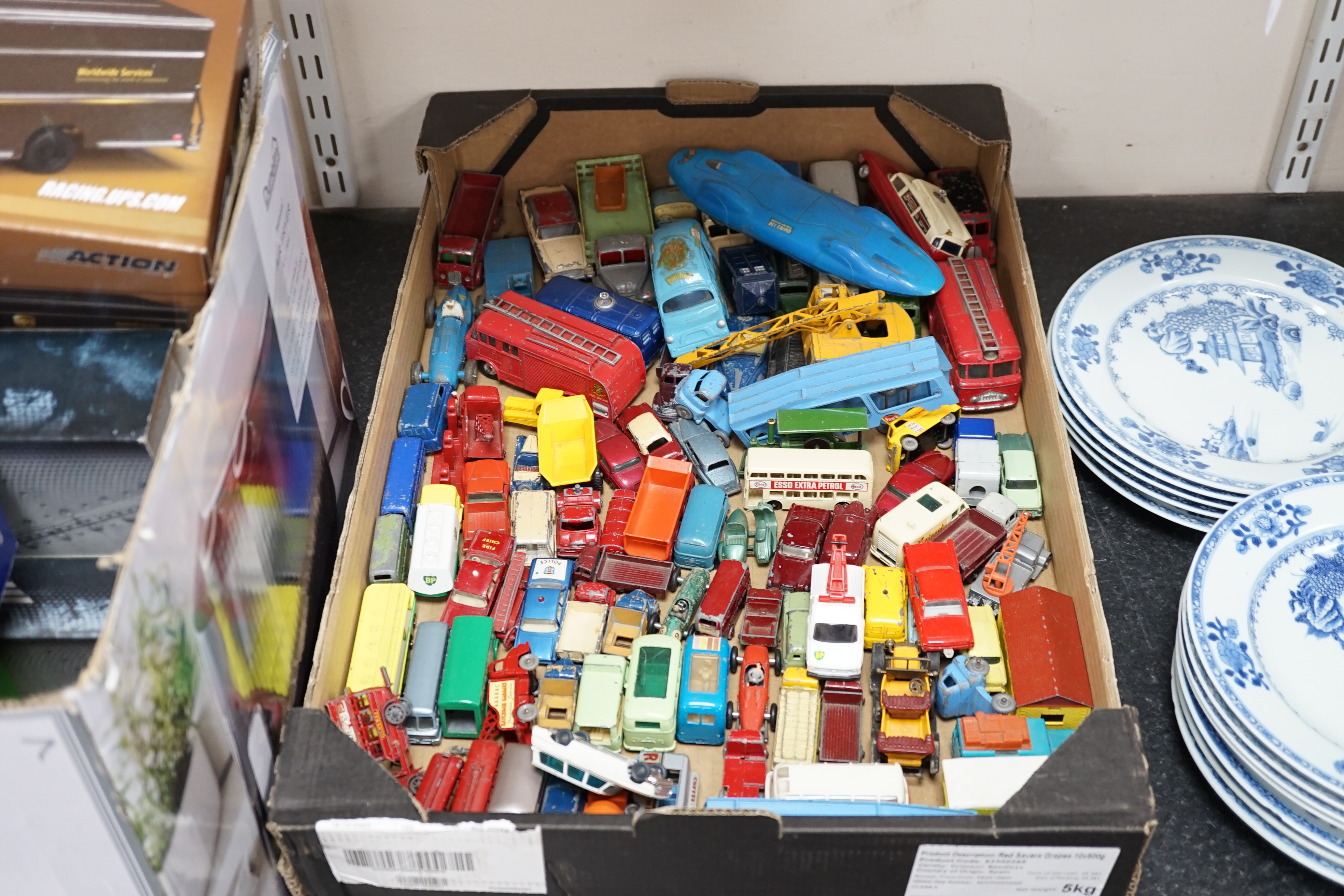 A collection of mainly 1960s diecast vehicles, including twenty-two Husky vehicles, Matchbox Series, - Image 3 of 6