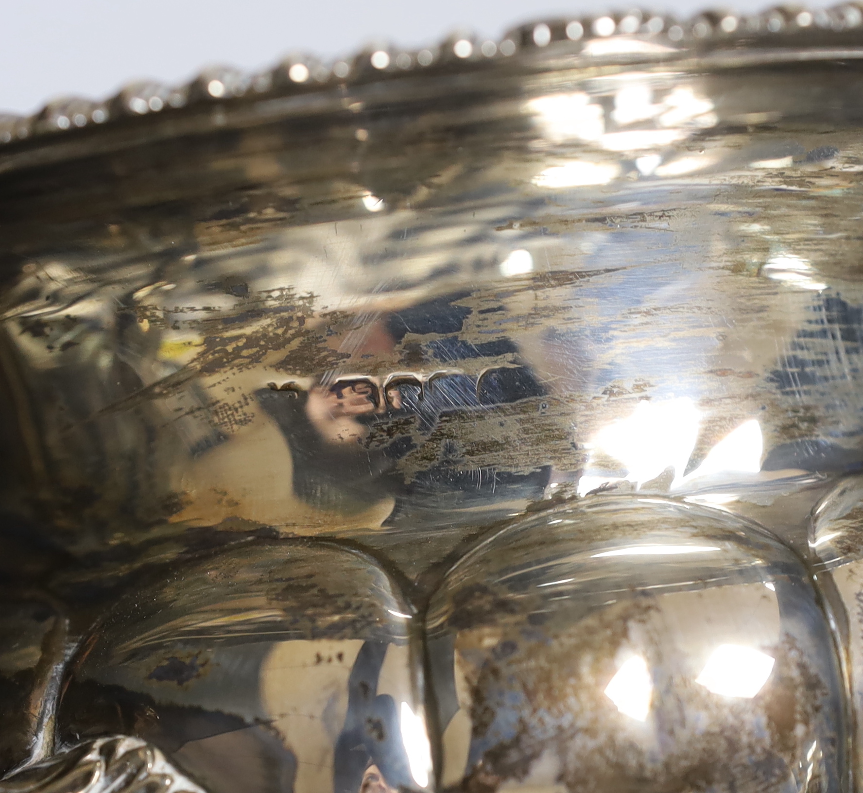 A George IV silver two handled vegetable tureen and cover, by Thomas Burwash, London, 1822 (marks on - Image 4 of 4