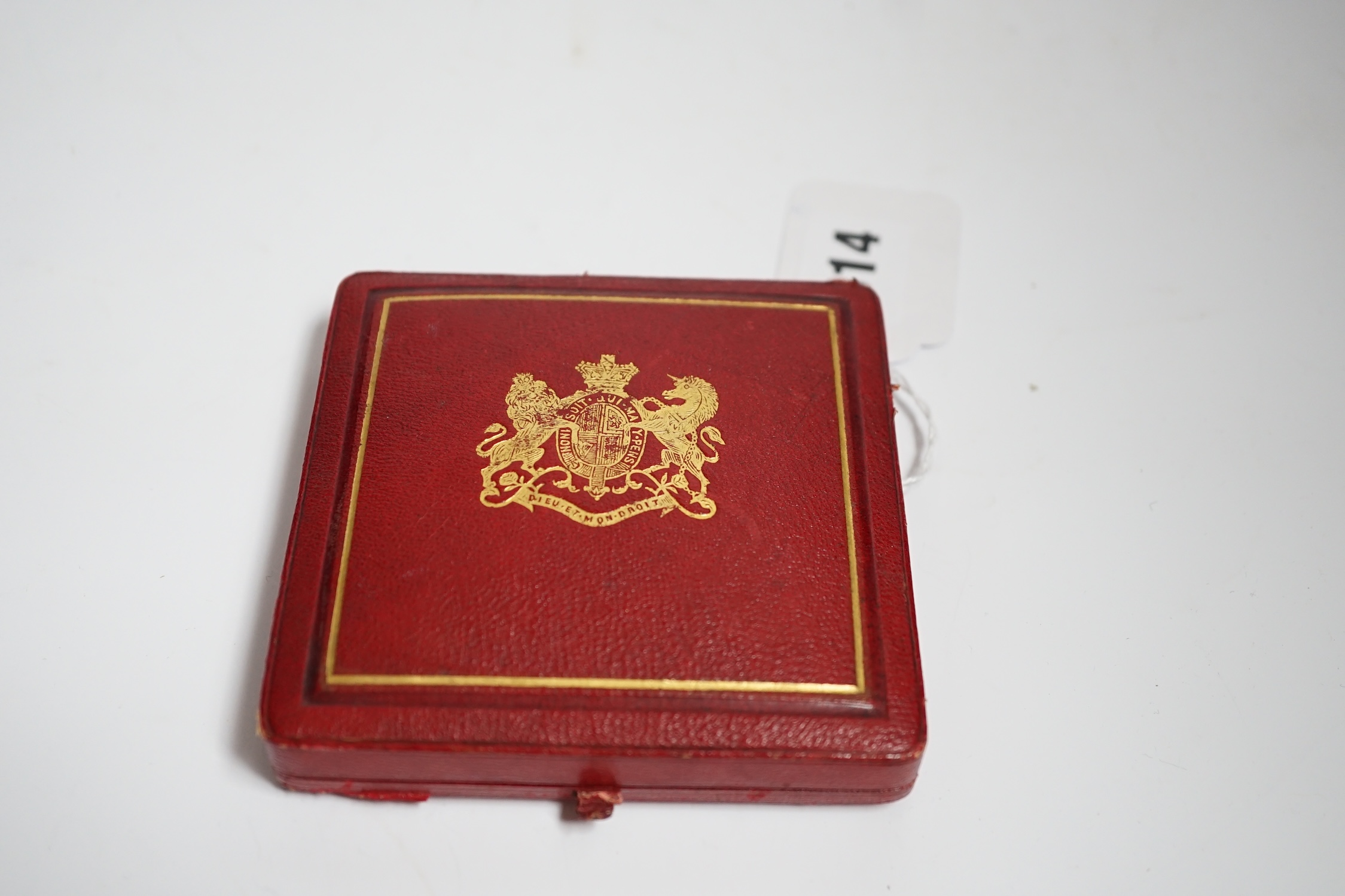 A Queen Victoria commemorative cased 1887 bronze Jubilee medal - Image 3 of 3