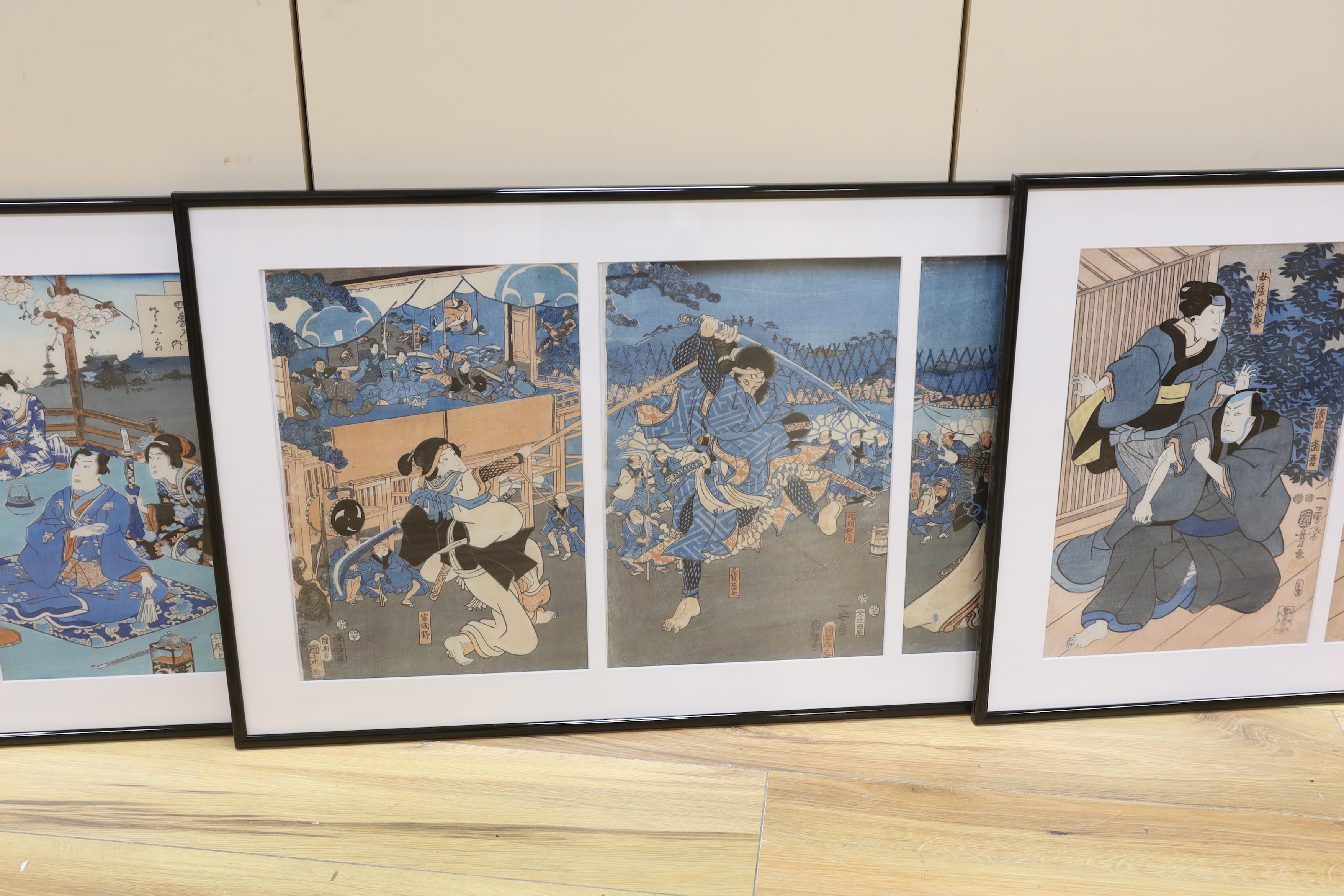 A set of three Japanese triptych woodblock prints, including after Kuniyochi (1798-1861), scene of - Image 3 of 4