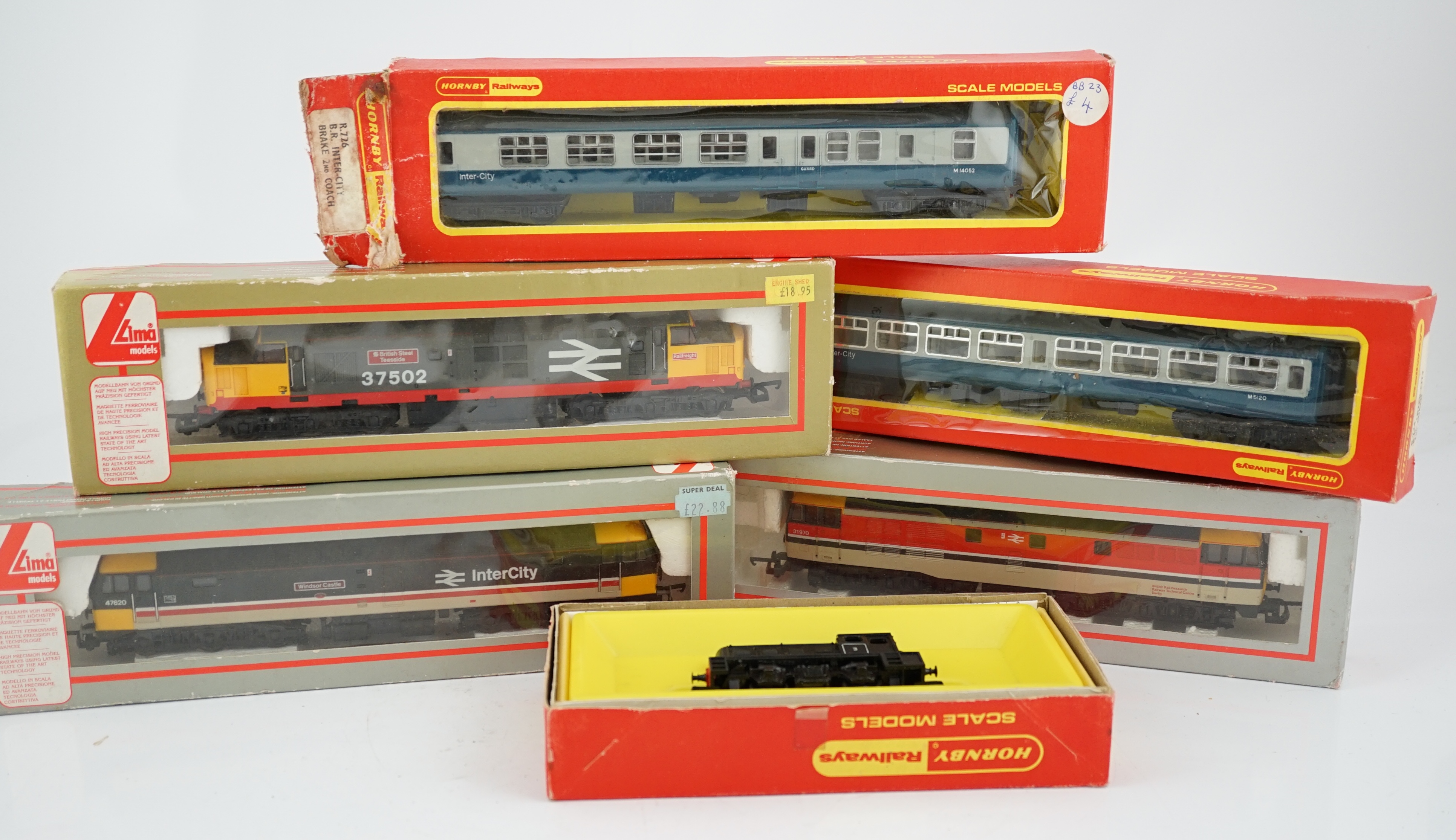 Fifteen 00 gauge model railway items by Hornby Railways, Lima, etc. including six locomotives; a