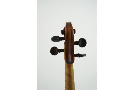 A late 19th century German Nuremberg school violin c.1880, Stradivarius pattern with a finely carved - Image 4 of 9