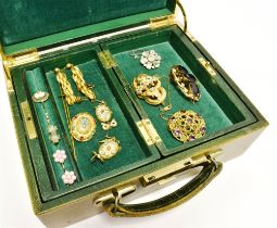 A CASED COLLECTION OF VICTORIAN AND LATER COSTUME JEWELLERY TO INCLUDE GEM SET.