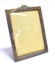 ANTIQUE SILVER MOUNTED PICTURE FRAME Approx 24.0 x 18cm rectangular silver mounted picture frame,