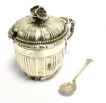 LATE VICTORIAN ELKINGTON & CO. LARGE SILVER CONDIMENT POT. The pot with ribbed pattern, twisted