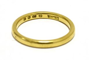 GOLD BAND RING Rubbed hallmark, ring size L 1/2, weight 2.9g