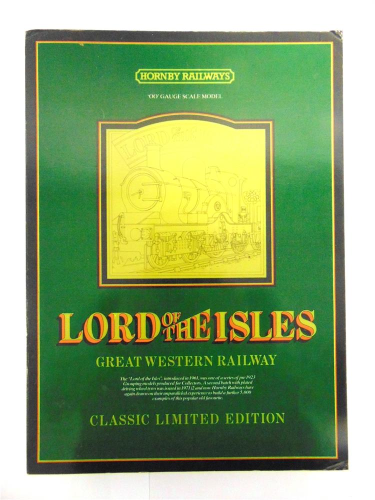 [OO GAUGE]. A HORNBY 'LORD OF THE ISLES' TRAIN PACK comprising a G.W.R. Class 3031 'Dean Single' 4- - Image 3 of 3
