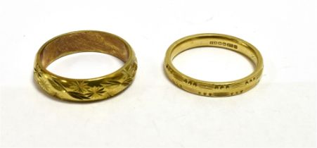 TWO 9CT GOLD PATTERNED BAND RINGS RING SIZES M, N WEIGHT 6g