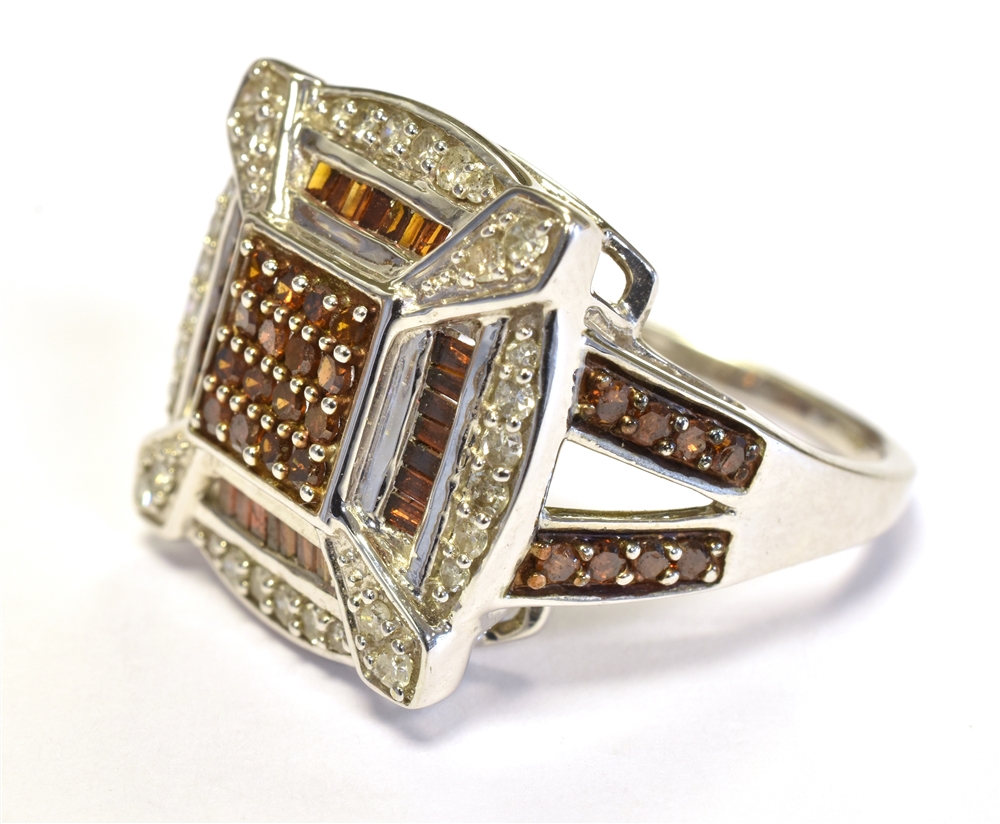 TGGC 417 10K DIAMOND SET STATEMENT RING The head set with diamond accents and orange stone accents - Image 3 of 3