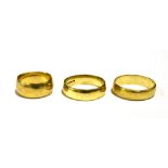 THREE 9CT GOLD BAND RINGS SIZES L T W, Weight 14g