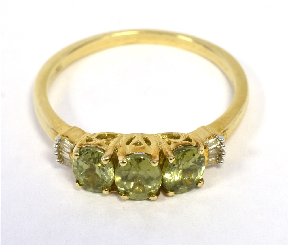 9K GREEN GARNET THREE STONE DRESS RNG ring size P1/2, weight 2g approx