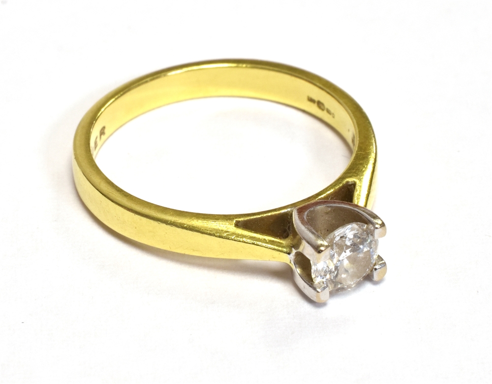 18CT GOLD FOREVER DIAMOND SOLITAIRE Round brilliant cut diamond with 'Forever' diamond - Image 2 of 8