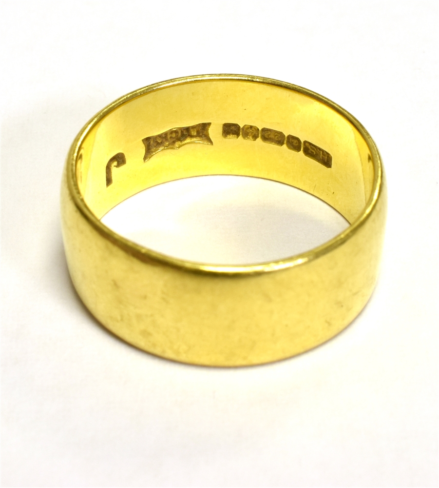 22CT GOLD WEDDING BAND Heavy plain wedding band, 7.8mm wide, ring size L, hallmarked 22 Birmingham - Image 2 of 2