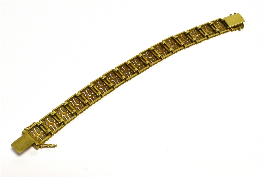 9CT GOLD FANCY LINK BRACELET 18cm long x 13.7mm wide with textured hinged links, secured by a push - Image 2 of 2