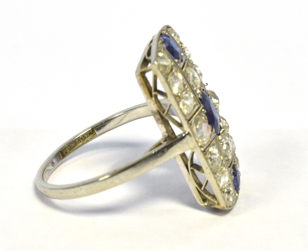 ART DECO SAPPHIRE & DIAMOND PLAQUE RING 22.7 x 12.8mm rectangular 18ct white gold pierced work head, - Image 4 of 4