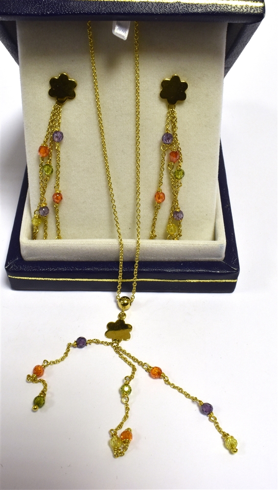 18CT GOLD EARRINGS & PENDANT SET 54cm long necklace including faceted glass bead tassle, on a 42cm