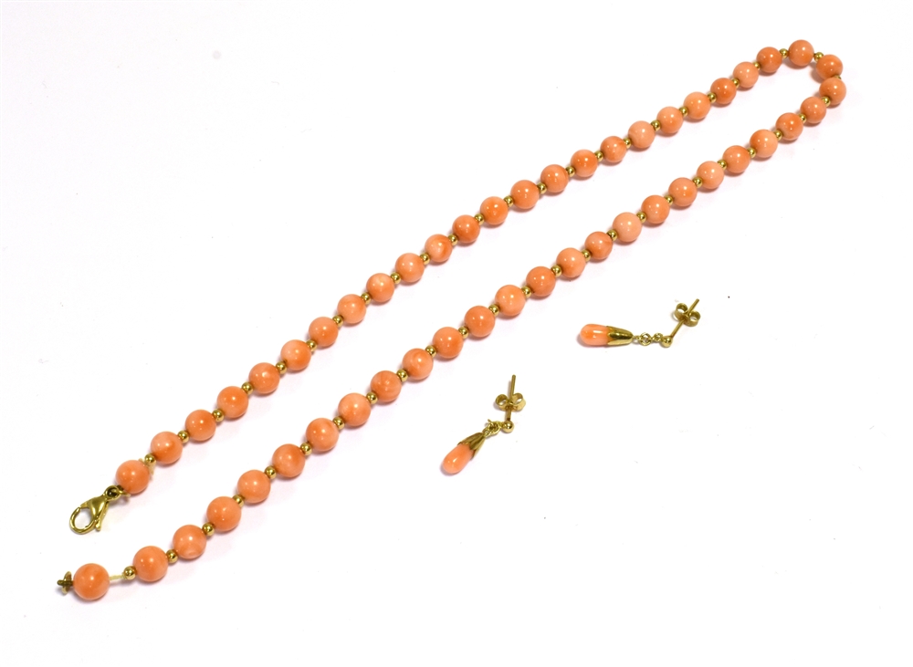 9CT GOLD CORAL BEAD NECKLACE & EARRINGS 42cm long necklace of 6.3mm round 'angels breath' coral