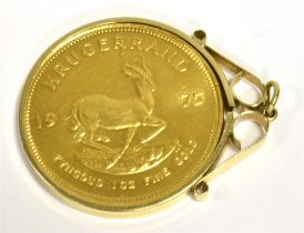 FULL KRUGGERAND PENDANT SET COIN 1oz fine gold, depicting bust of Paul Kruger to one side and