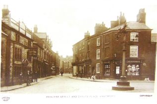 POSTCARDS - WORCESTERSHIRE, HEREFORDSHIRE, SHROPSHIRE & CHESHIRE Approximately 226 cards,