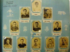 CIGARETTE CARDS - PHILLIPS, FOOTBALLERS Approximately 420 small photographic portrait cards of