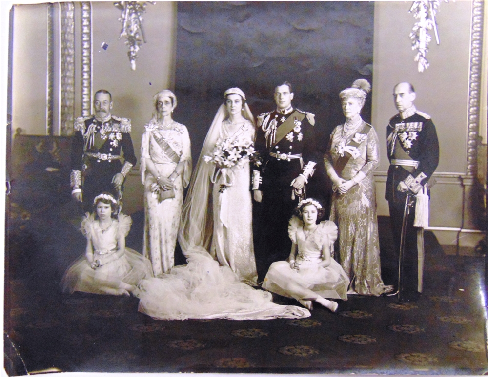 [PHOTOGRAPHS]. BRITISH ROYAL FAMILY Approximately nineteen press agency photographs, circa 1930s, of - Image 3 of 7
