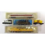 [N GAUGE]. A NORTH AMERICAN OUTLINE COLLECTION comprising a Life-Like Union Pacific co-co diesel