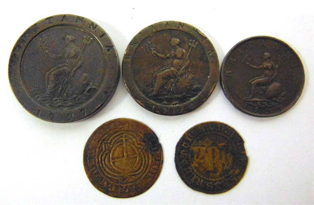ASSORTED COINS comprising a George III (1760-1820) 'cartwheel' twopence, 1797 and 'cartwheel' penny, - Bild 2 aus 3