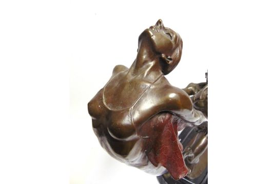 A BRONZE FIGURAL GROUP, THE BALLET DANCERS unsigned, set to a marble base, overall 60cm high. - Image 4 of 5