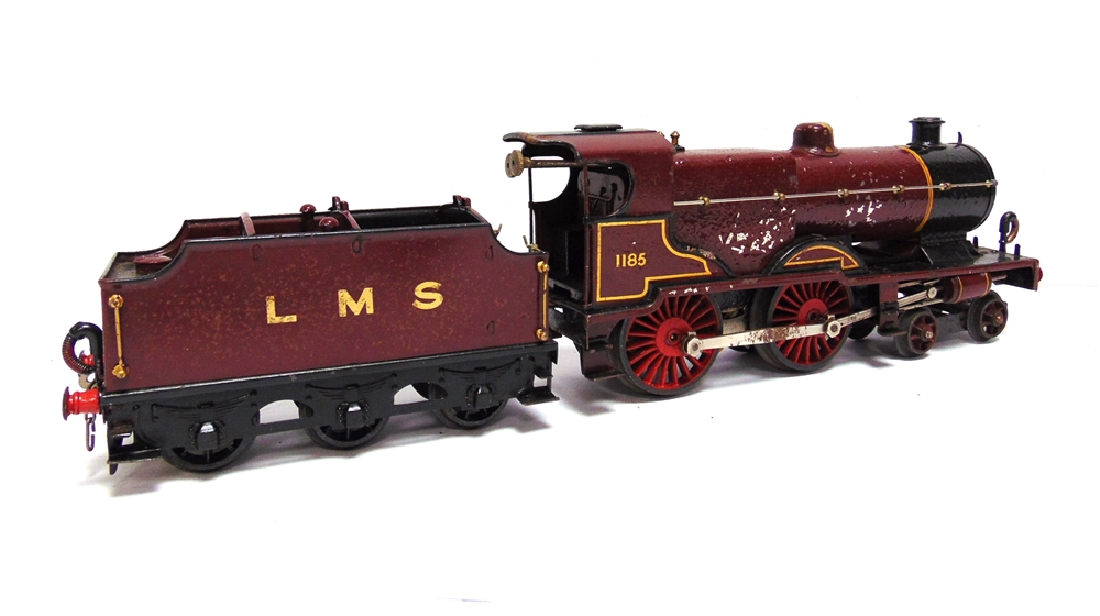 [O GAUGE]. A HORNBY NO.2 SPECIAL, L.M.S. 4-4-0 TENDER LOCOMOTIVE, 1185 lined maroon livery, with a - Image 3 of 3