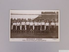 1905-06 Wolverhampton Wanderers autographed team line-up postcard