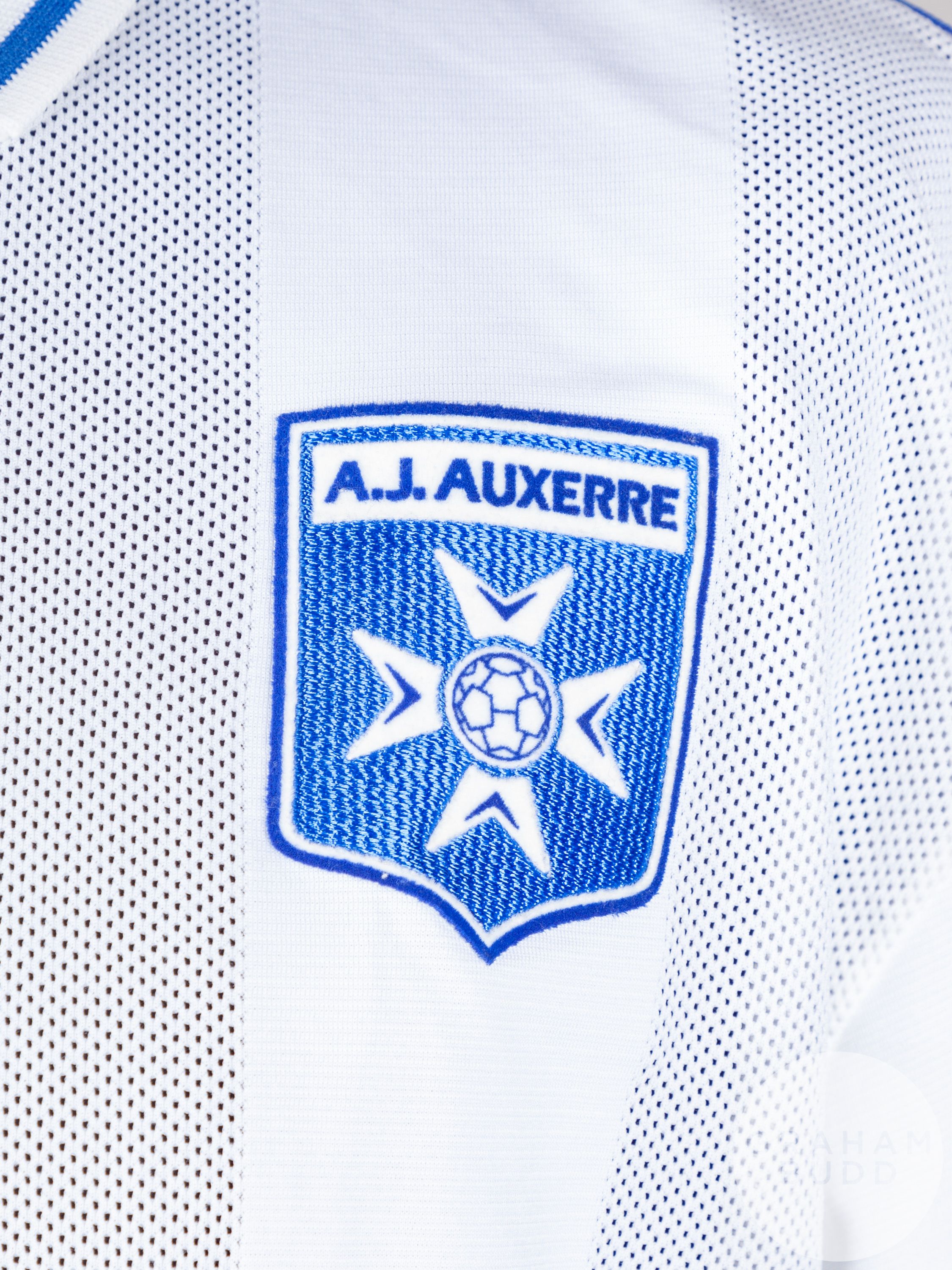 Lilian Laslandes white and blue No.9 Auxerre Champions League long-sleeved shirt - Image 3 of 5