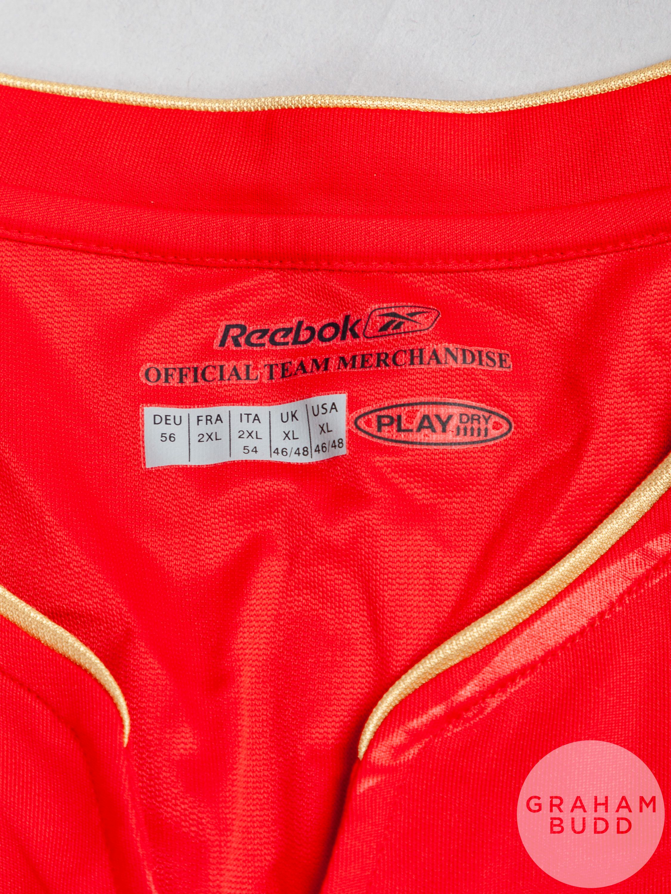 Jamie Carragher red and gold No.23 Liverpool Club World Championship short-sleeved shir - Image 4 of 5