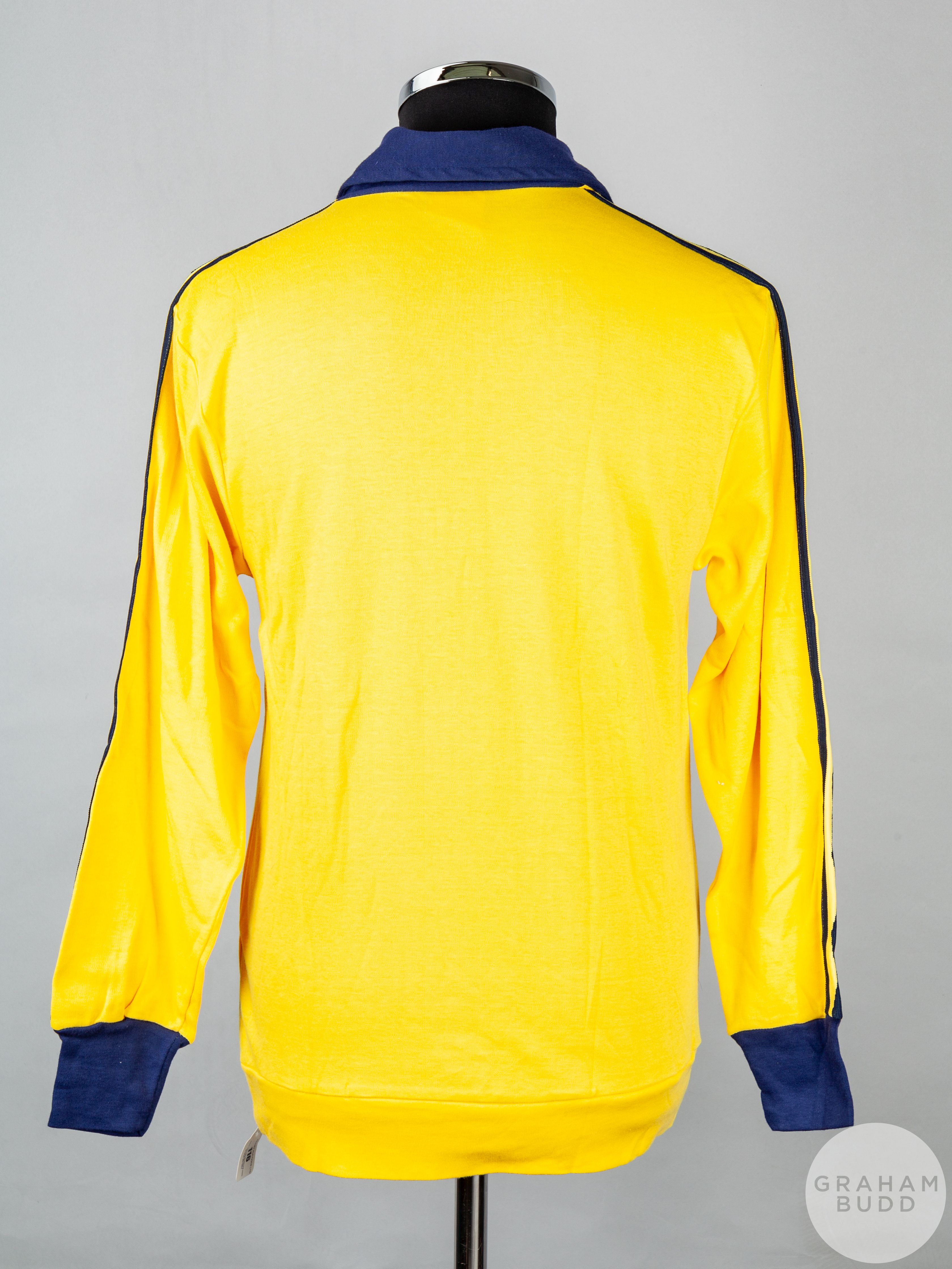 Rare yellow and blue Scotland International goalkeepers shirt - Image 2 of 4