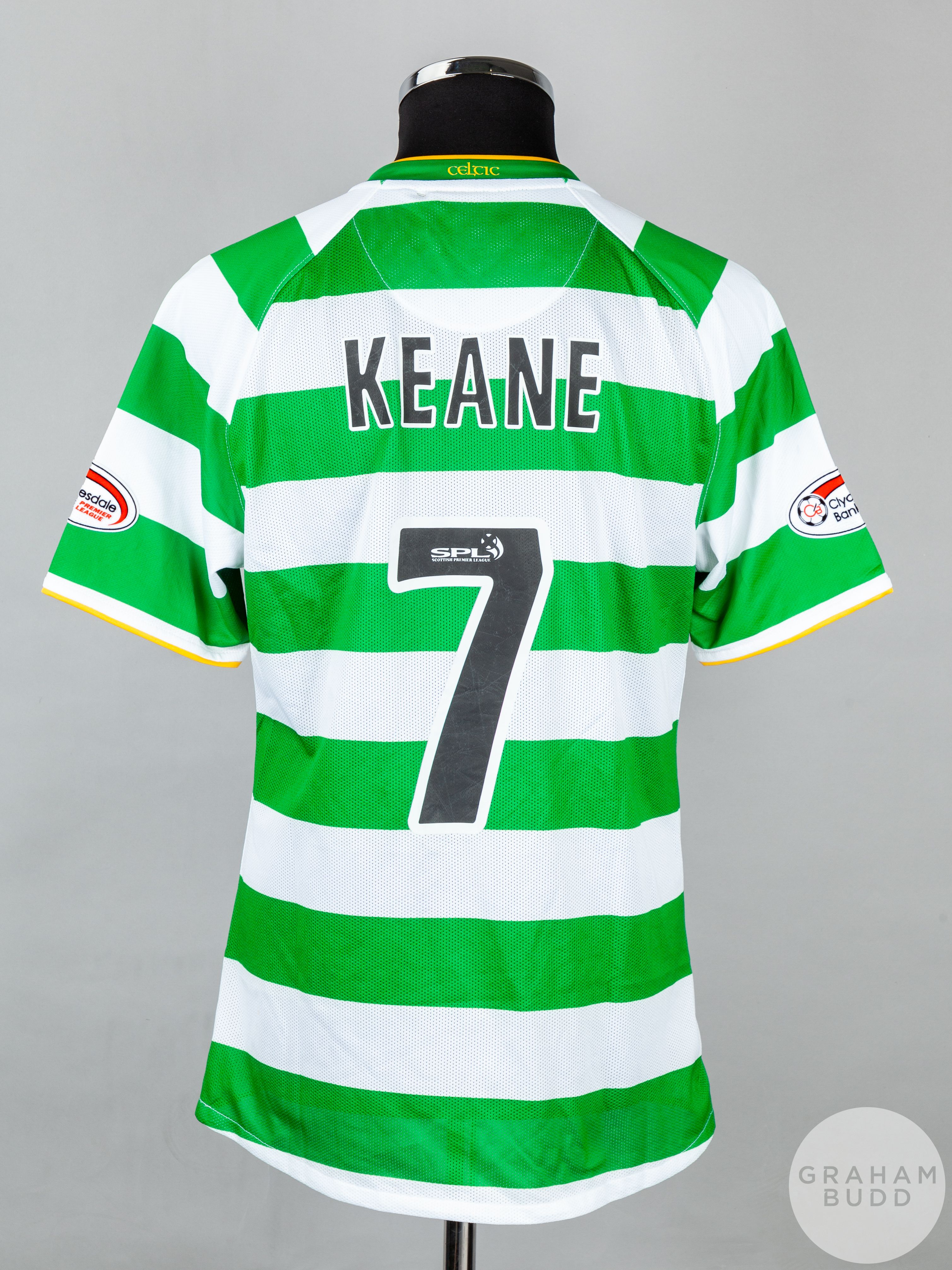 Robbie Keane green and white No.7 Celtic v. Aberdeen short-sleeved shirt - Image 2 of 5