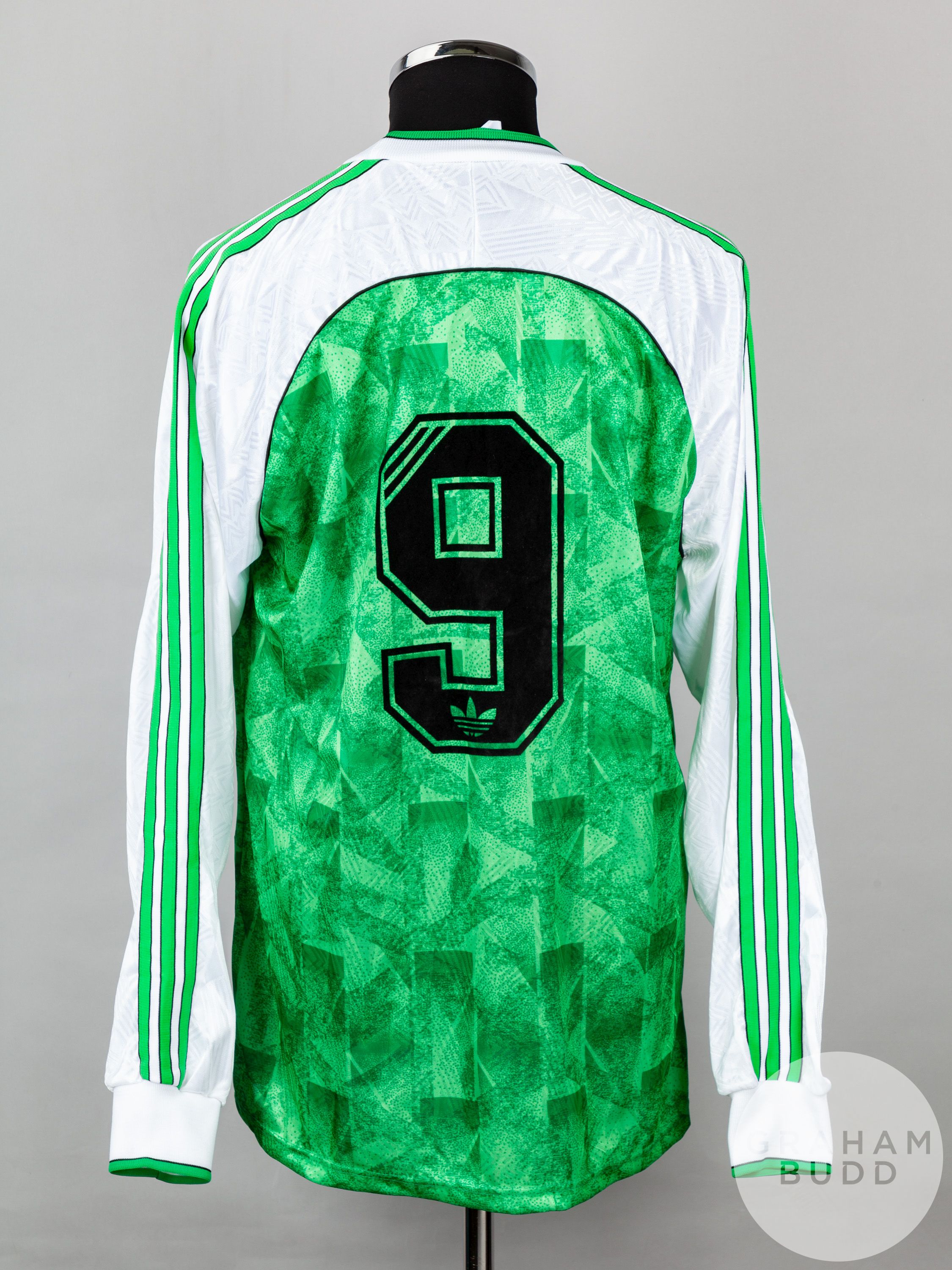 Keith Wright green and white No.9 Hibernian Skol Cup Final long-sleeved shirt - Image 2 of 5