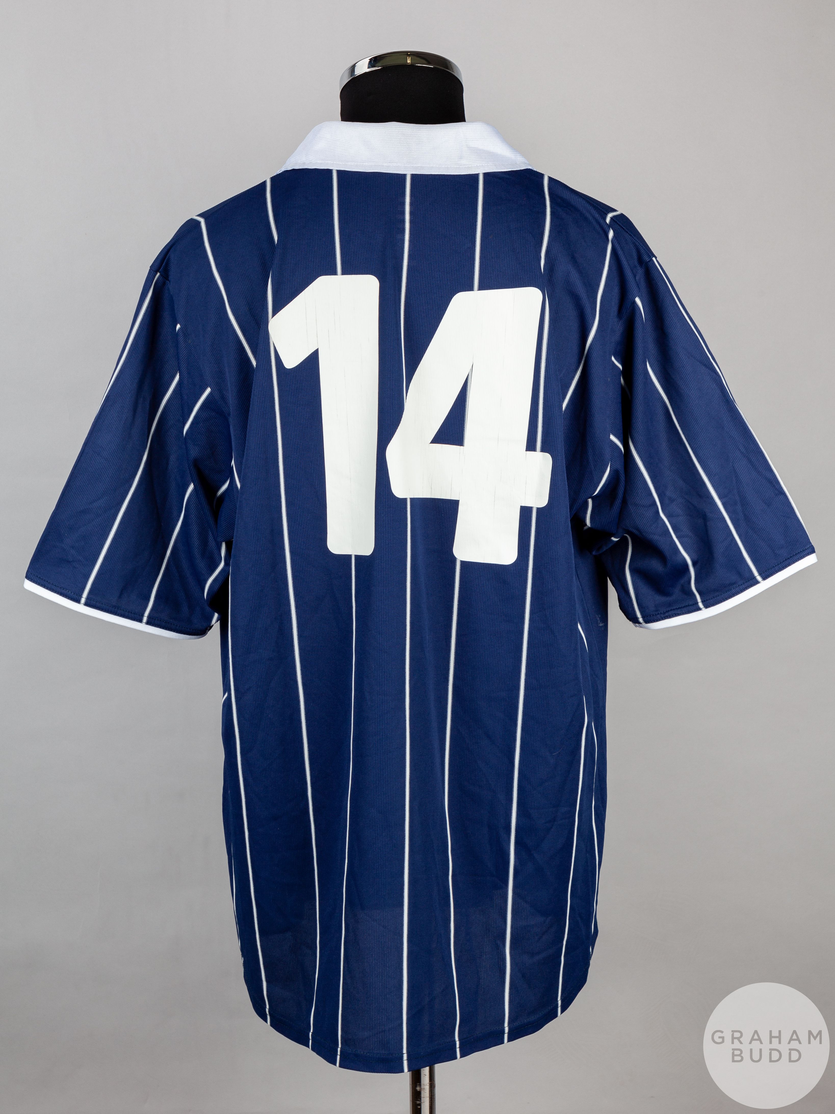 Steven Thompson blue and white No.14 Scotland short-sleeved shirt, 2002 - Image 2 of 5