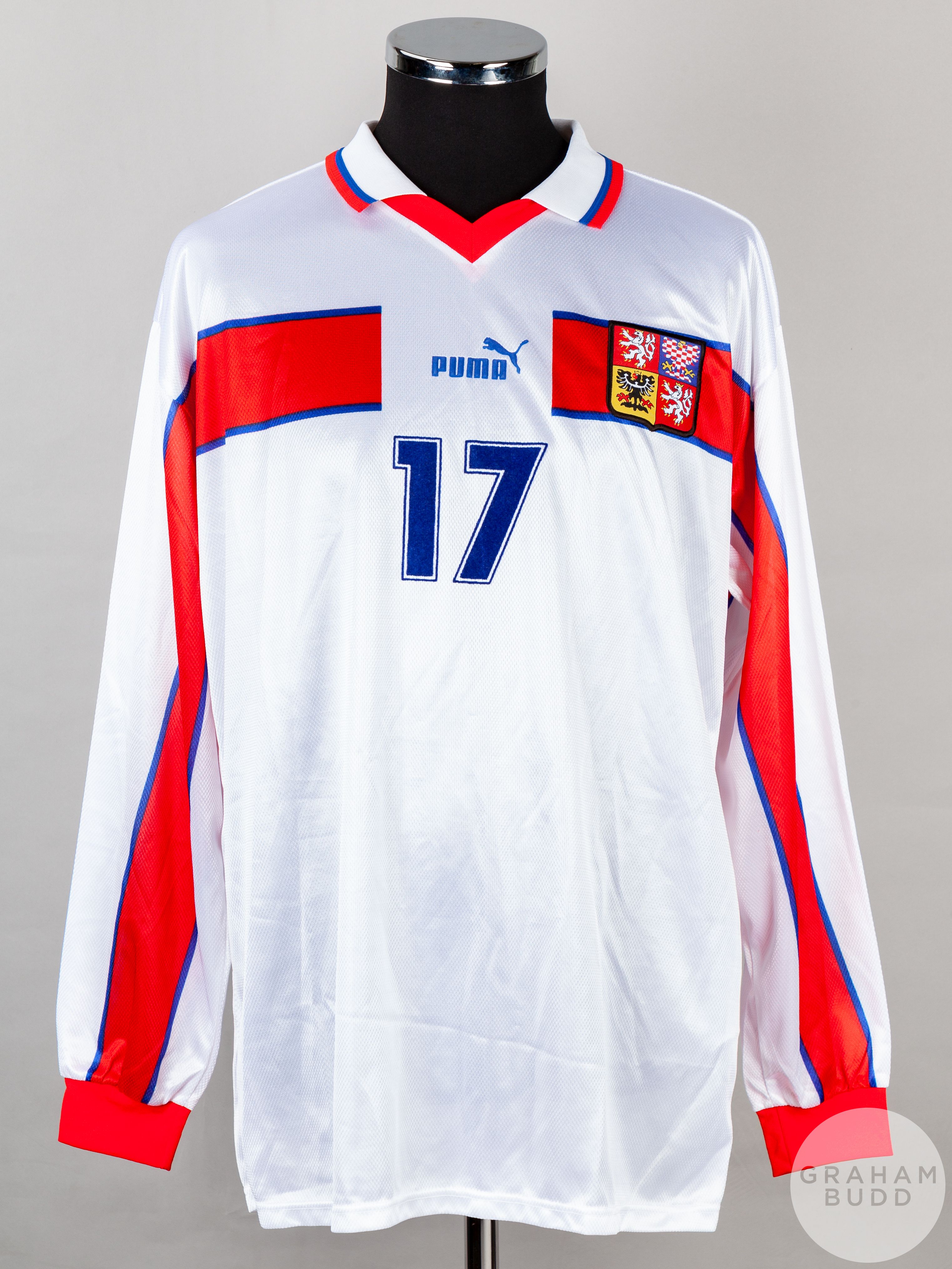 White and red No.17 Czechoslovakia v. Scotland long-sleeved shirt, 1999
