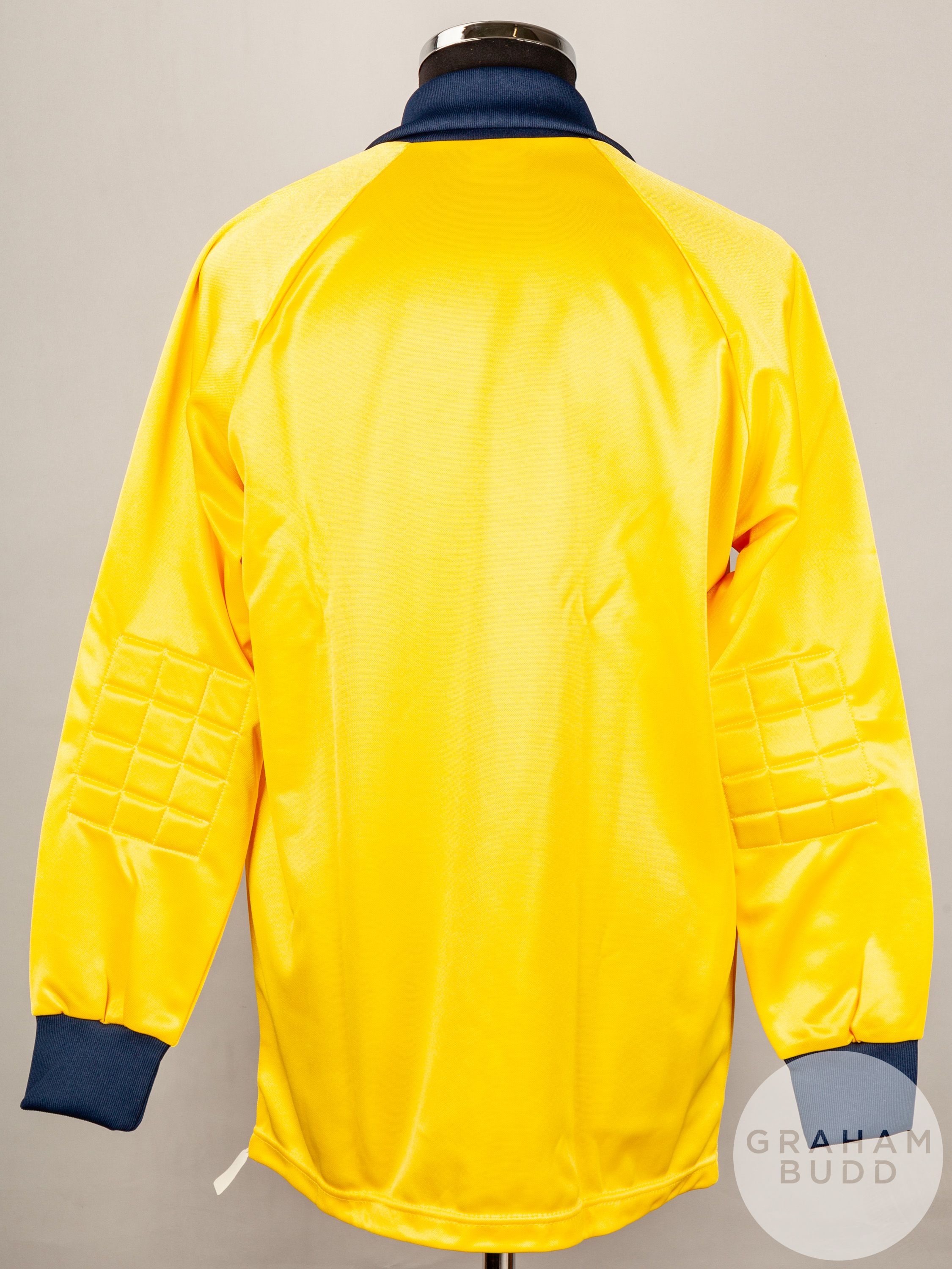 Yellow and blue official Scotland 1982 World Cup goalkeepers shirt, un-numbered - Image 2 of 5