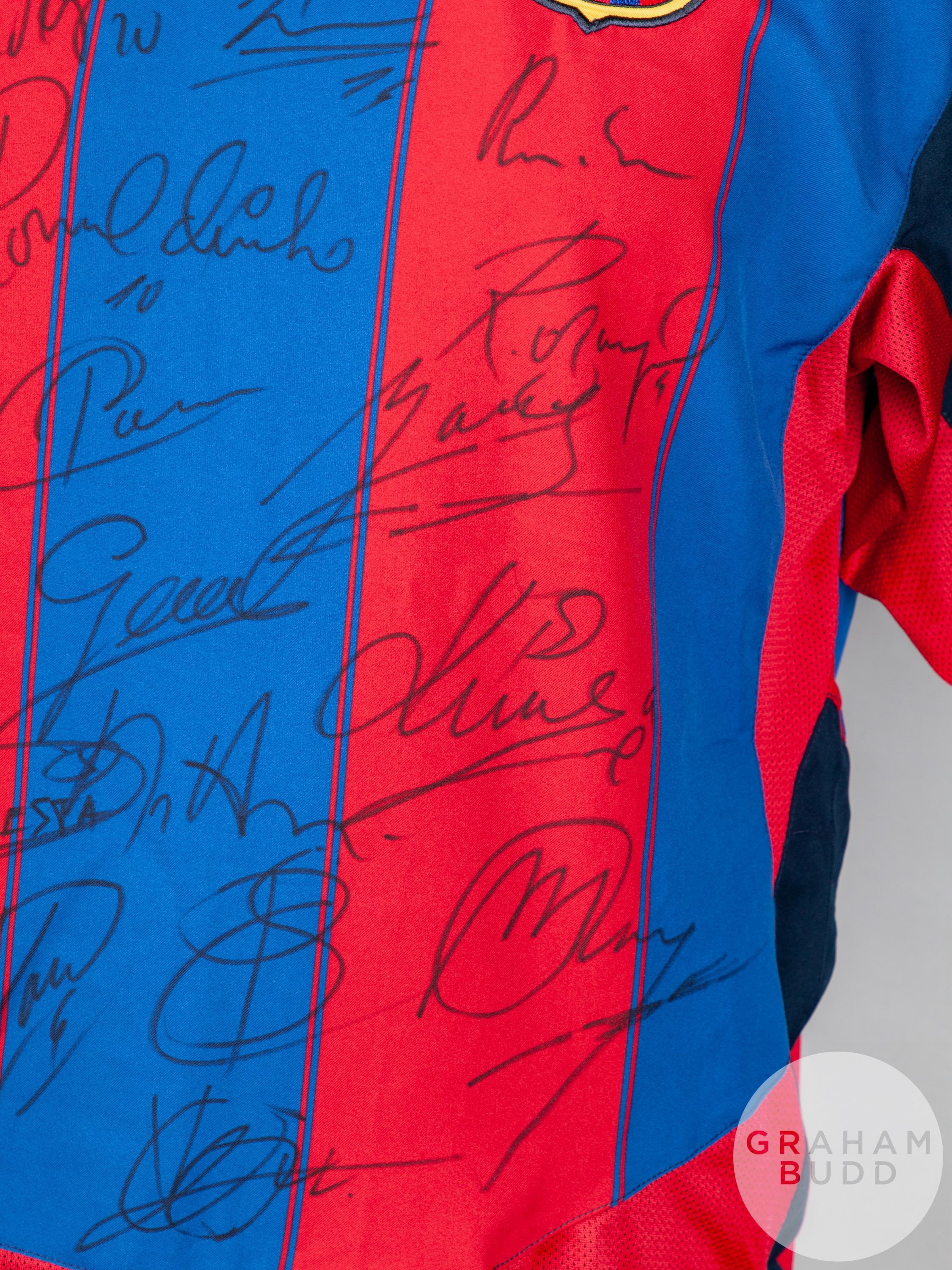 Garnet and blue Barcelona autographed short-sleeved shirt - Image 4 of 7