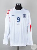 Peter Crouch white No.9 England match issued long-sleeve shirt