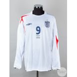 Peter Crouch white No.9 England match issued long-sleeve shirt