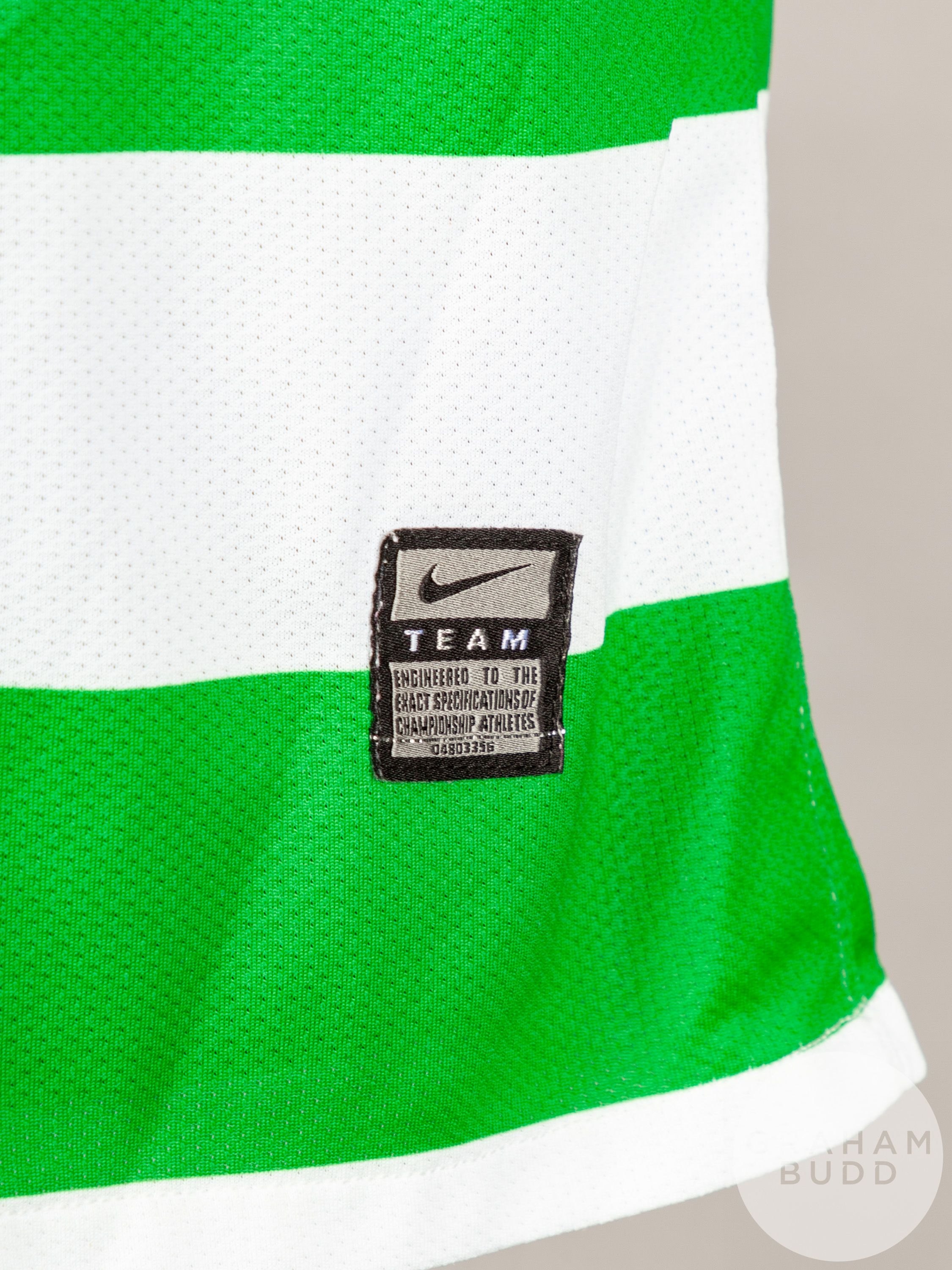 Danny Fox green and white No.11 Celtic Champions League short-sleeved shirt - Image 4 of 6